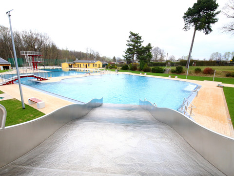 Sonnenbad Rußdorf - Blick von Rutsche