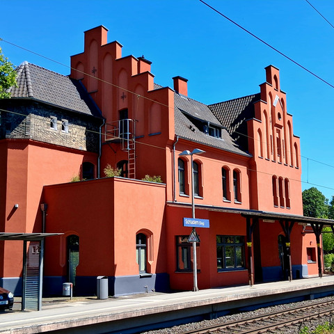 Bahnhof Schladern