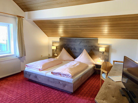 z Vierbettzimmer Doppelbett