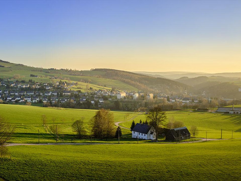 Schwartenberg, Neuhausen & Schloss Purschenstein