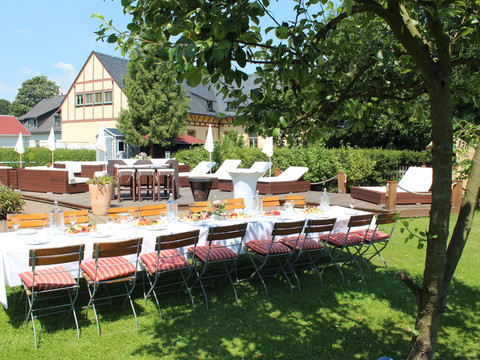 im Garten vom Haus des Anrichters