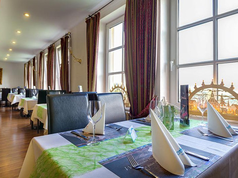 Wettiner-Hoehe-Restaurant3-web