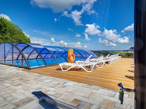 Wettiner-Hoehe-Pool1-web