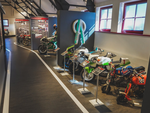 Ausstellung Legenden vom Ring