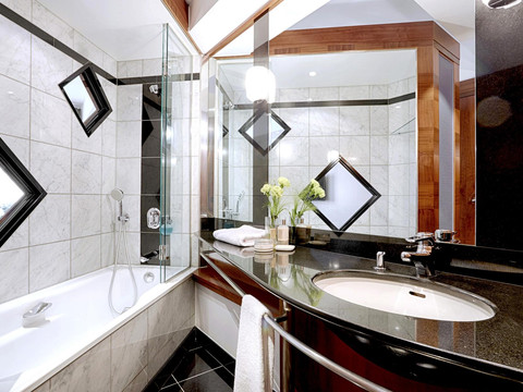 Badezimmer im Seaside Park Hotel