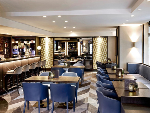 Bar im Seaside Park Hotel