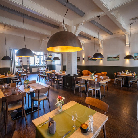 Restaurant Totale Richtung Königstr - Kopie.JPG