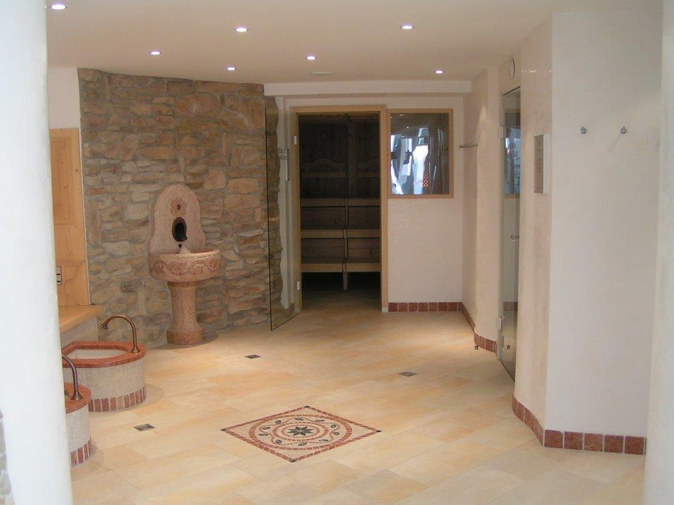 Wellnessoase Riederhof.jpg