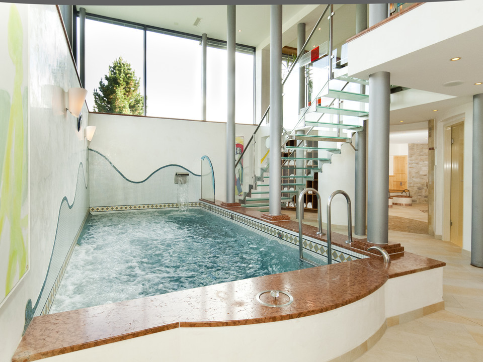 Wellnessoase Riederhof.jpg