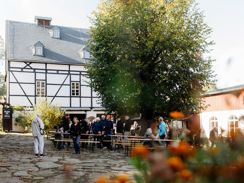 AmbrossGut Schönbrunn während der Tage des traditionellen Handwerks im Erzgebirge
