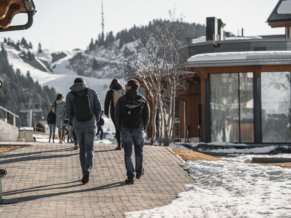 Co Working Space Royal Riederalp im Winter in der Aletsch Arena Co Working Space Royal Riederalp im Winter in der Aletsch Arena