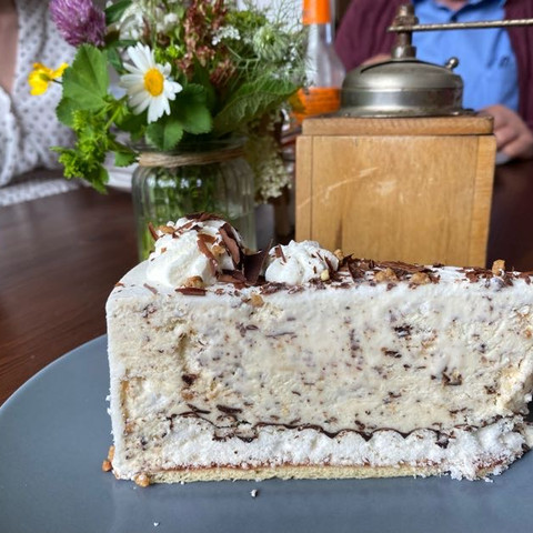 Café Sieben Sachen Eissplittertorte