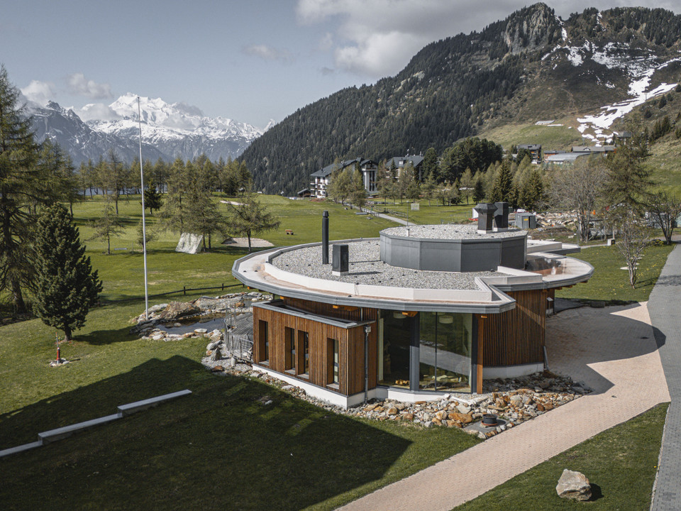 Co Working Space Royal Riederalp im Sommer in der Aletsch Arena Co Working Space Royal Riederalp im Sommer in der Aletsch Arena