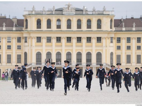 WSK_Schönbrunn@LukasBeck (4) Kopie.jpg