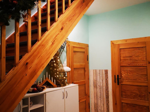 Flur und Treppenaufgang