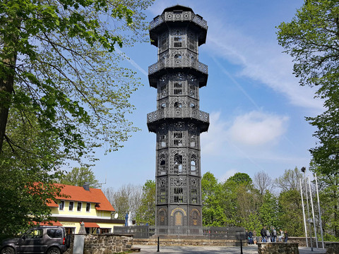 Loebauer_Berg_Turm_2019-1