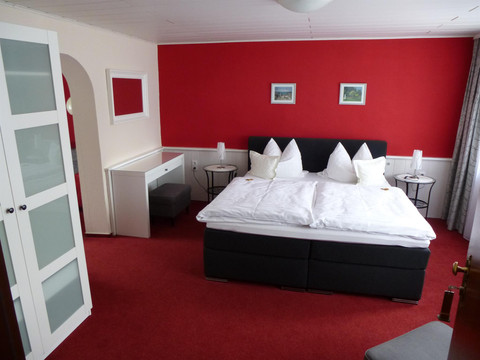 Schloss Isssigau - Zimmerbeispiel 1