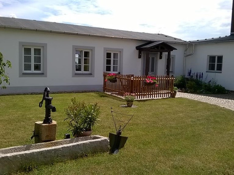 Hofansicht mit Ferienwohnung 3