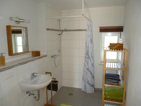 Bad in Ferienwohnung 1