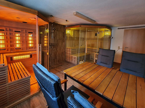 Sauna und Infrarot Kabine