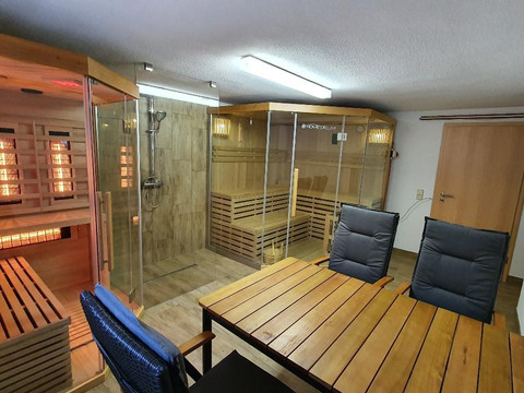 Sauna und Infrarot Kabine