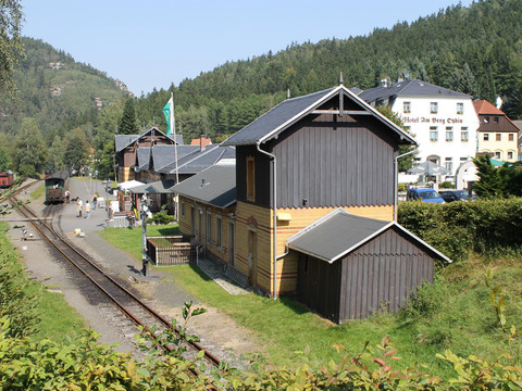 Hotel und Bahnhof Oybin