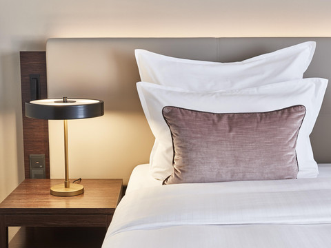 SHR_Dresden_DeSaxe_rooms_Superior_Premium_detail-5