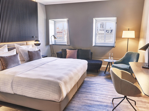 SHR_Dresden_DeSaxe_rooms_GrandDeluxeRoom_1-5mb