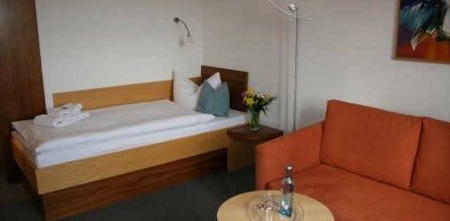 Martinshof Rothenburg - Brüderhaus -Zimmer