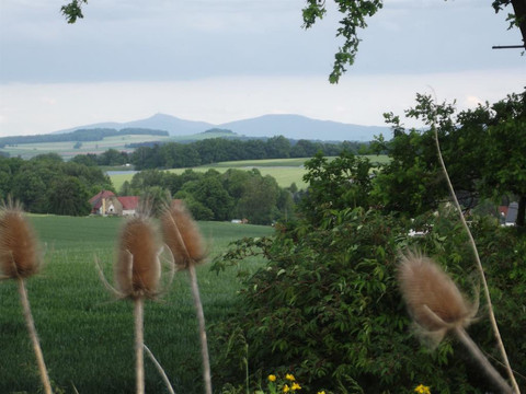 Blick in die Oberlausitz mit Jeschken CZ