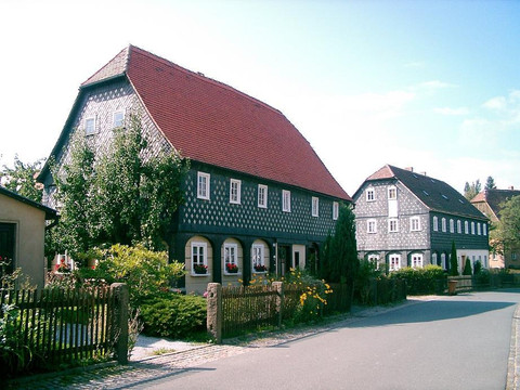 Umgebungstypische Umgebindehäuser