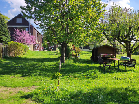 Garten am Grundstück