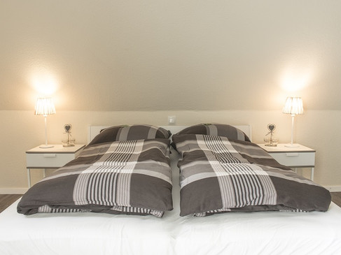 5Schlafzimmer.jpg