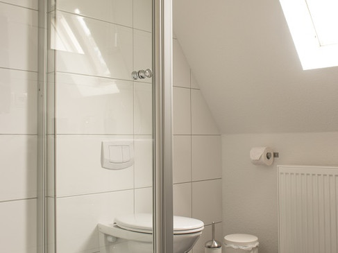 8Badezimmer_2.jpg