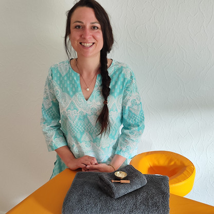 Massage mit Copyright.png