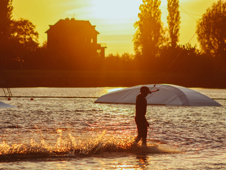 Neuhaus/Oste_Wasserski & Wakeboard_Sonnenuntergang