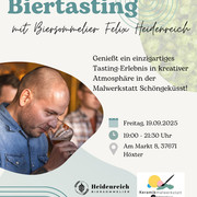Biertasting 19.09.2025 in Höxter.jpg Ein Mann kostet genussvoll Bier aus einem Glas bei einem Biertasting-Event in der Keramikmalwerkstatt.