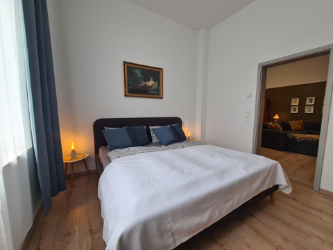 SchlafzimmerWOW11BlickinsWohnzimmer