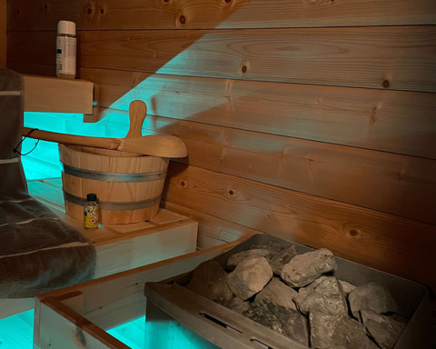 Stimmungsvolles Ambiente in unserer Sauna