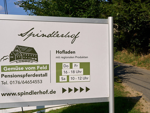 Schild mit Schriftzug Spinderhof.