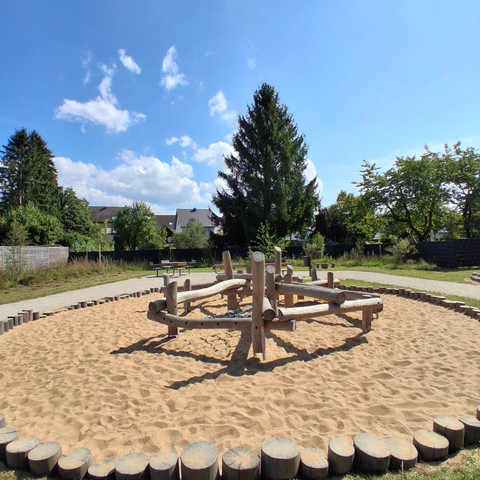 Spielplatz Dattenfeld.jpg
