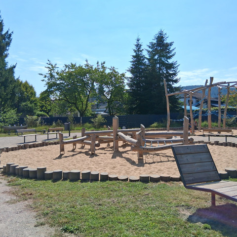 Spielplatz Dattenfeld 2.jpg