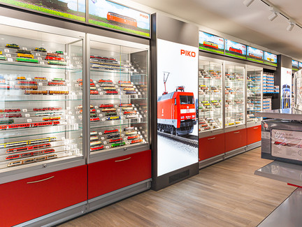 PIKO Flagship Store Innen 1 PIKO Flagship Store Innen