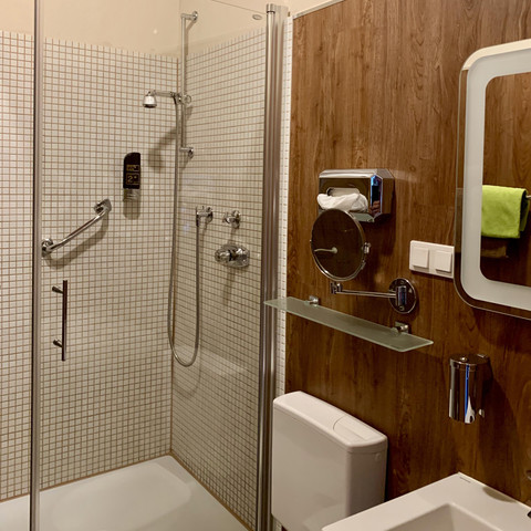 DED63C1D-A29E-4BEF-BE4B-5239996A8888_1_201_a