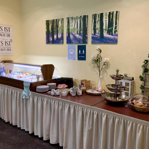 74592CFF-D8B0-40F8-A6E1-D277C67938B1_1_201_a