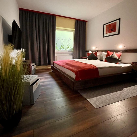 FB9188DB-1D3A-48FC-BFD7-3251E1CE053B_1_105_c