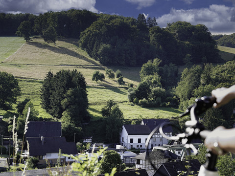 Auf & Ab himmelwärts. Der Kultur- und Kirchenradweg Engelskirchen
