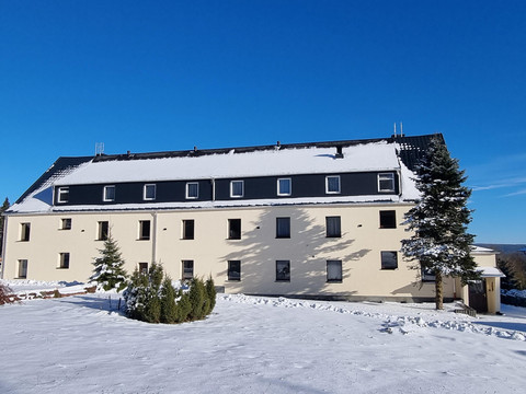 Hotelansicht im Winter, Westseite
