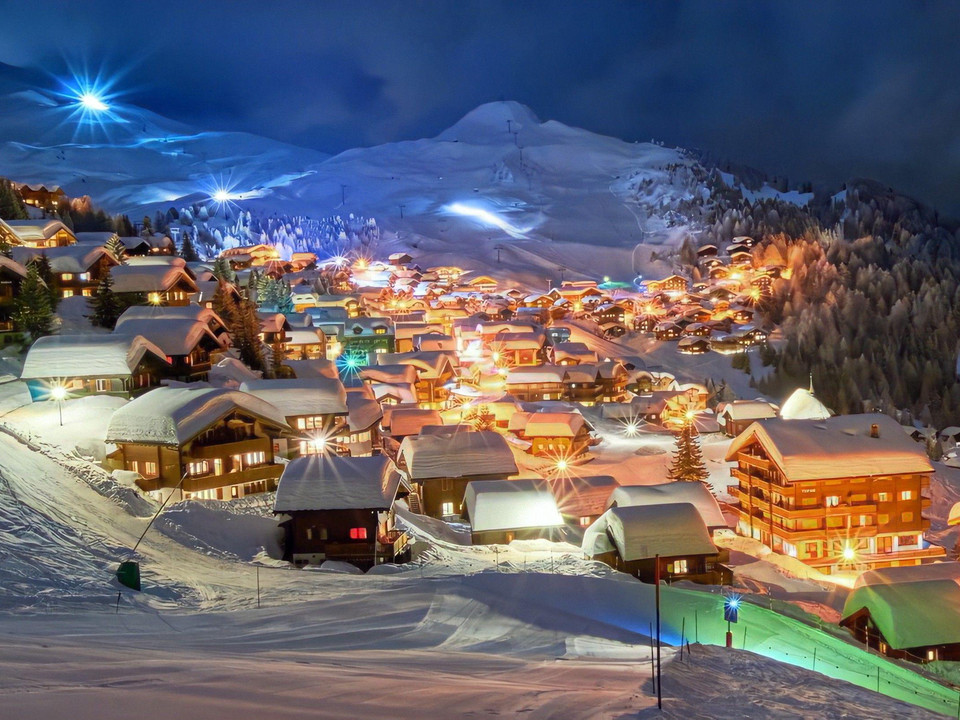 14390018-Color-Restored-Enhanced