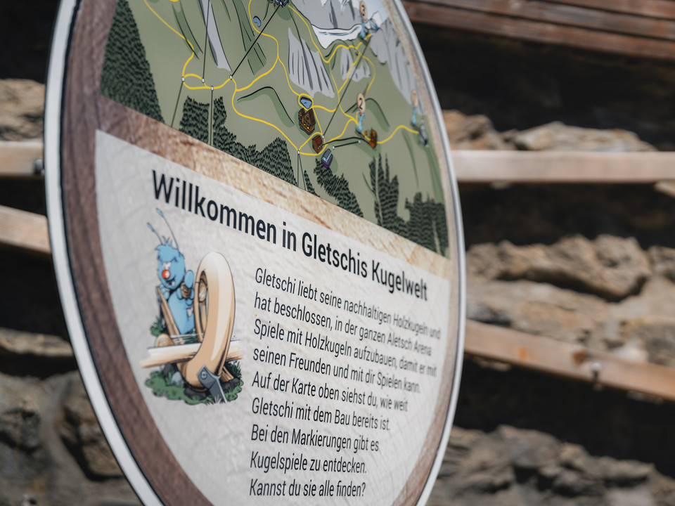 Sommer Gletschi-Tour in der Aletsch Arena Sommer Gletschi-Tour in der Aletsch Arena